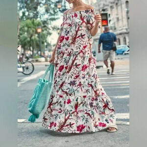 Guadalupe Design/ MOMPOSINA RAVEN